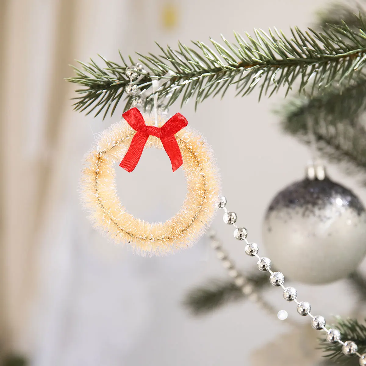 

10 Pcs Outdoor Christmas Wreath Mini Garland Ornaments for Crafts Decorations Beige