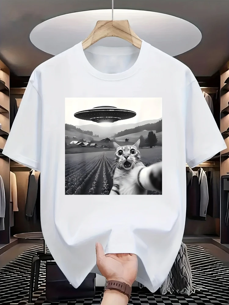 

Fashionable Printed Men'S T-Shirt, with a Simple Cut That Highlights Masculinity, 100% cotton short-sleeved printed T-shirt.