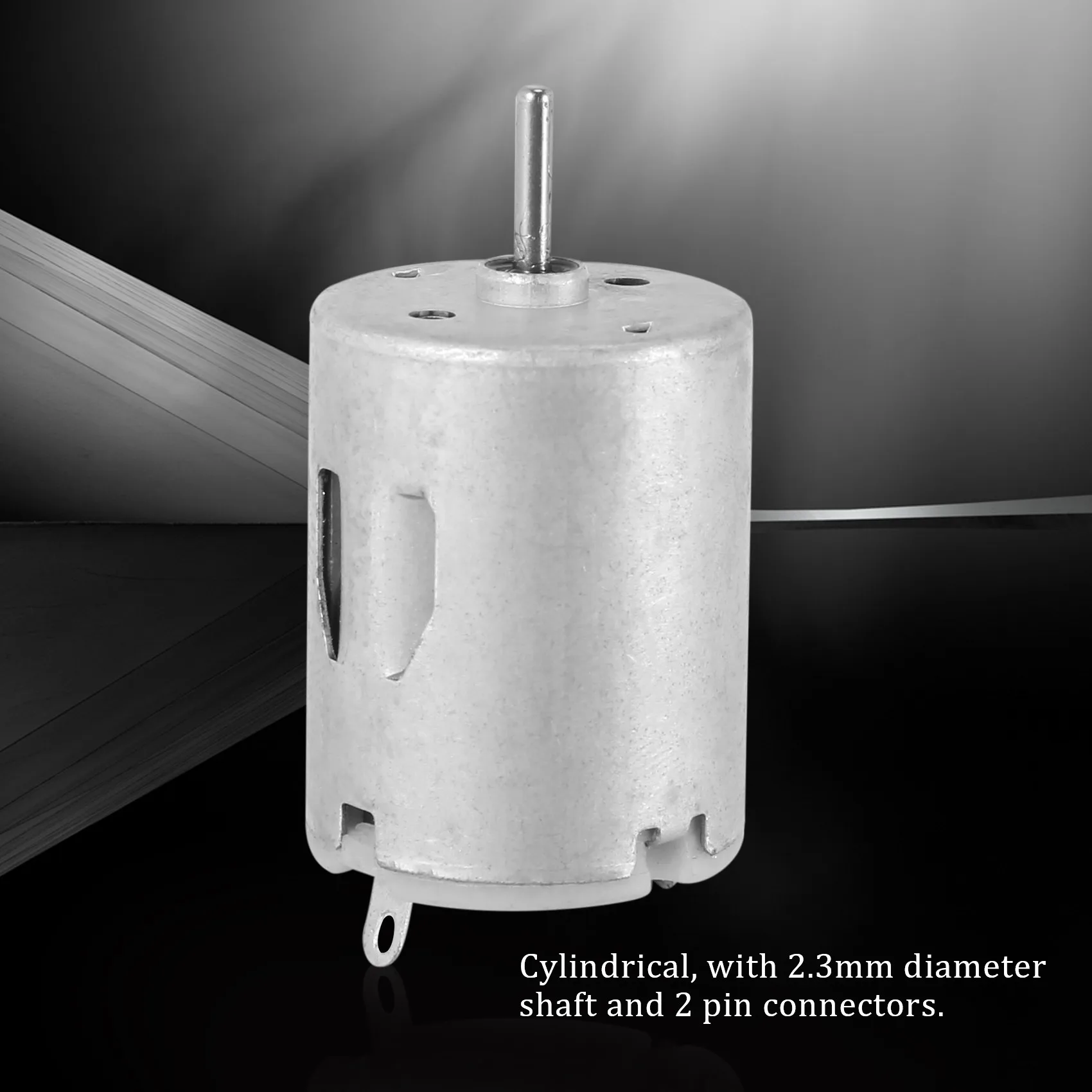 محرك تيار مستمر صغير أسطواني مغناطيسي عزم دوران عالي 8000 دورة في الدقيقة 9 فولت 68 مللي أمبير فضي