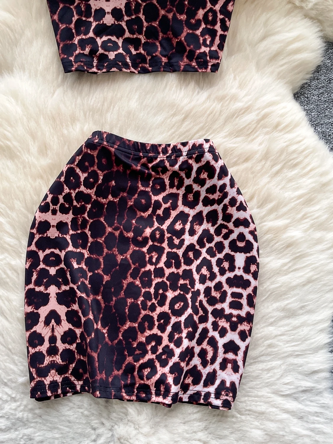 

Sexy Pure Desire Hot Girl Set Women Summer Leopard Print ter Top Tank + High Waist Slimming ort Skirt Faion Set