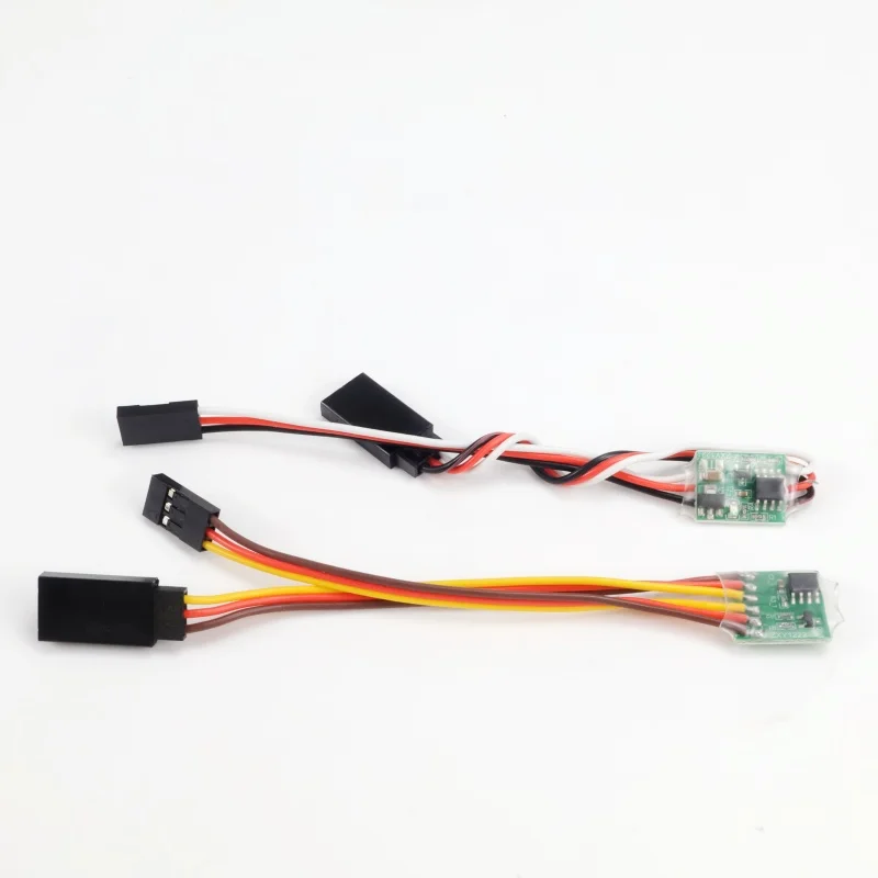Universele servo inverter signaal 4-6 V/3.6 V-24 V servo reverser lage/hoogspanning voor afstandsbediening servo vliegtuigen