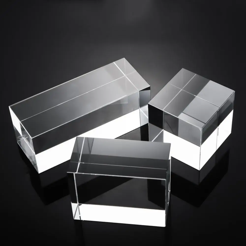 

Solid Jewelry Display Riser Stands Polished Stereoscopic Acrylic Cube Display Stand Block K9 Crystal Transparent