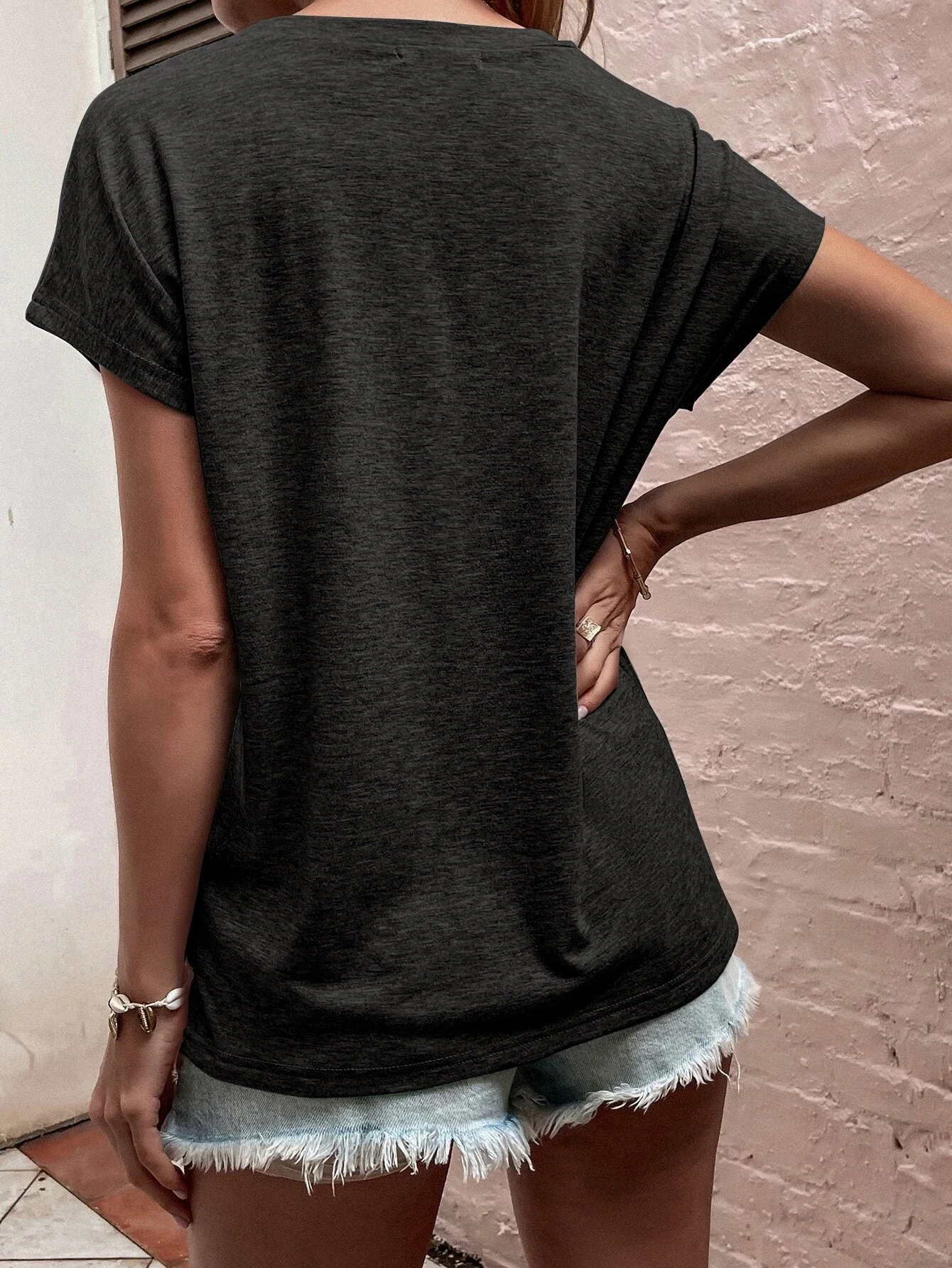 Damen-T-Shirt Frühling Sommer Heather Schwarz Rundhalsausschnitt Brusttasche Kurzarm Gebogener Saum Lässiges Alltags-Oberteil – Detail 4