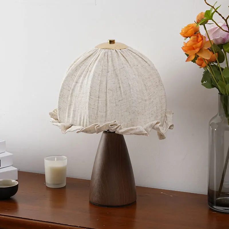 

Elegant Vintage Table Lamp: Fabric Shade & Ceramic Base for Bedside Ambiance | Sophisticated Shabby Chic Night Light