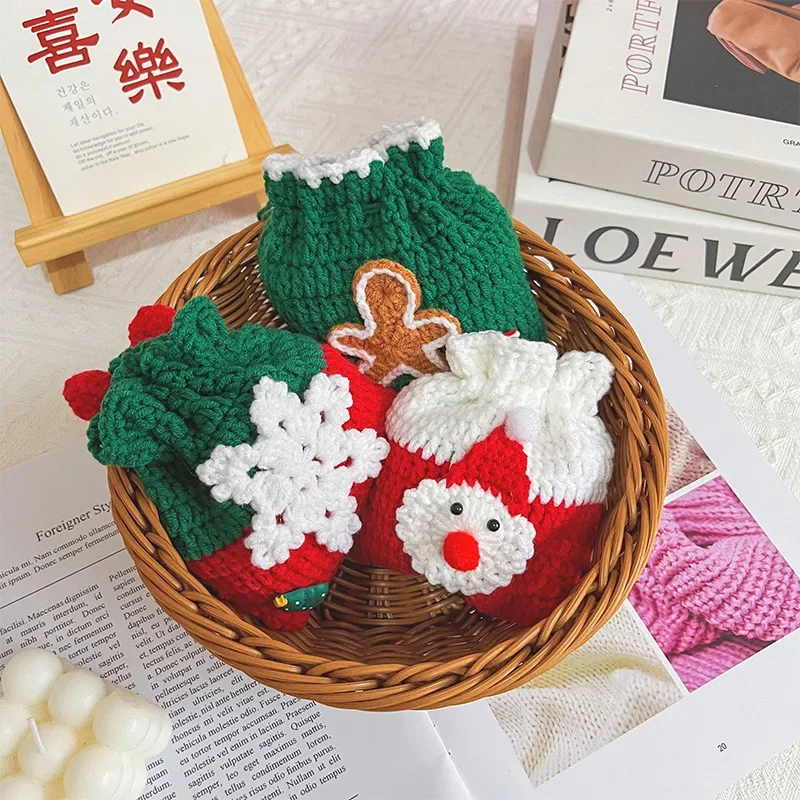 Christmas Theme Hand-crocheted Apple Storage Bag Yarn Bunched Coin Purse Crossbody Bag