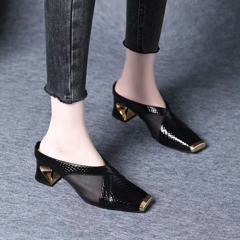 

Summer Women’s Fashion Heeled Flats – Hollow-Out Breathable Mesh-Weaving Slip-Ons, Chunky Heel Design, Perfect for Party&Dress