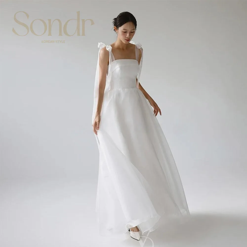 Sondr Eenvoudige Organza A-lijn Trouwjurken Koreaanse Fotoshoot Vloerlengte Bruidsjurken Spaghettibandjes Plooien Op maat
