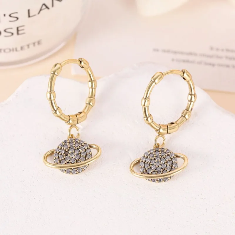 New Planet Micro-set Stud Earrings, Women's Fashion Temperament Earrings, Send Girlfriend Original Design, Innovative