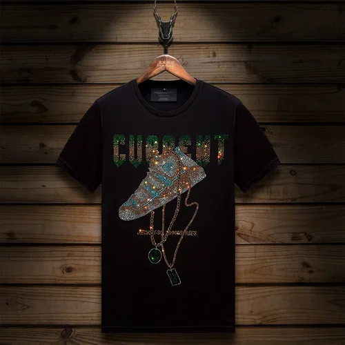 2025 Camisetas de verano para Hombre, ropa de moda, zapatos con diamantes de imitación, cuello redondo, camisetas informales ajustadas de manga corta para Hombre, Camiseta para Hombre