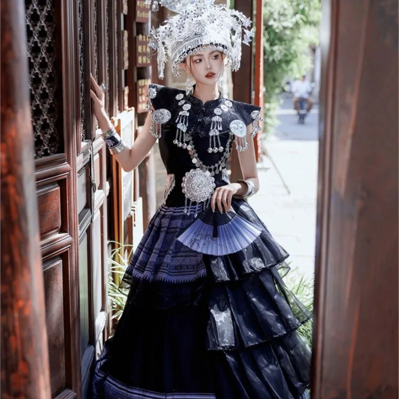 Kostium etniczny: Czarna suknia wieczorowa dla kobiet w stylu ciasta, kostium fotograficzny