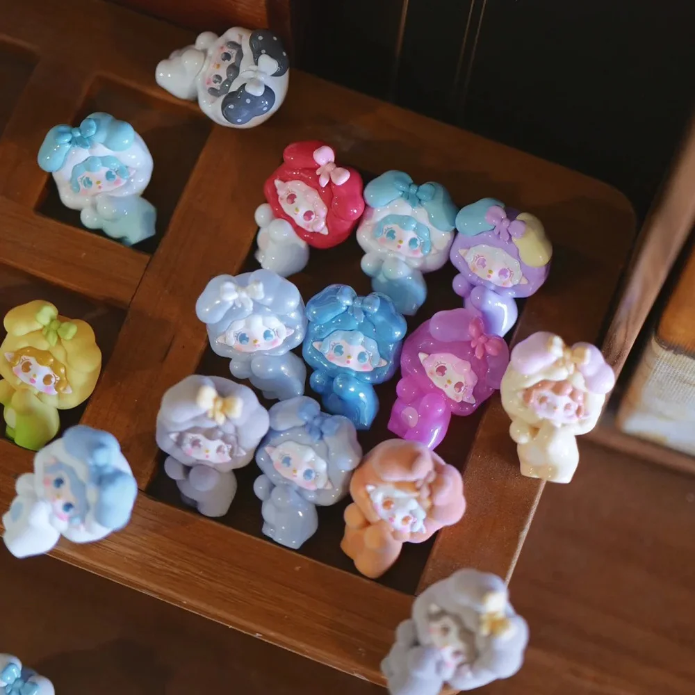 

Yooki Sugar-coated Bullets Mini Blind Box Toys Yooki Mystery Bag Cute Small Model Gift Trendy Play Beautiful Ornament Sweetheart