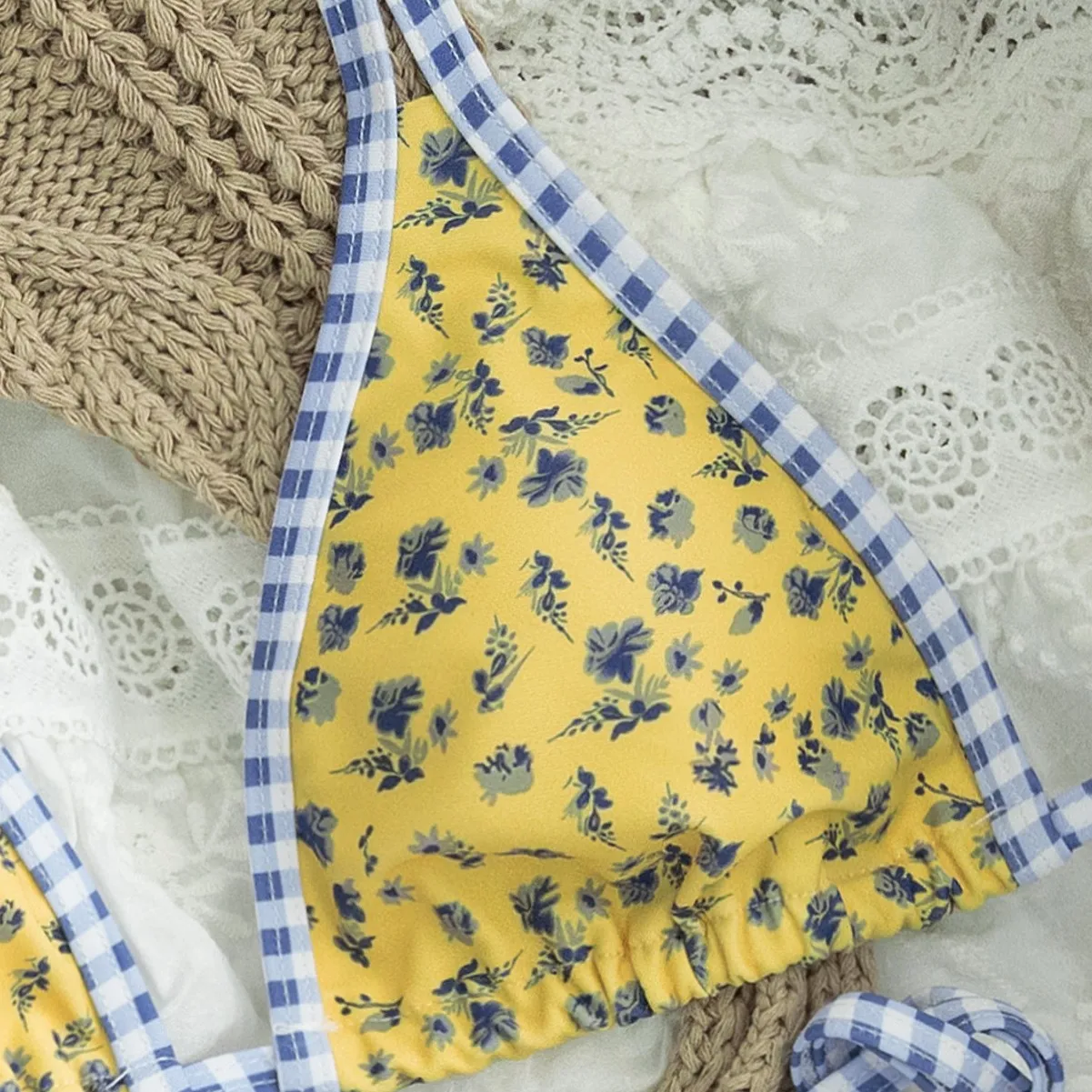 2026 홀터 스트링 삼각형 투피스 비키니 세트 여성 수영복 섹시한 수영복 비치웨어