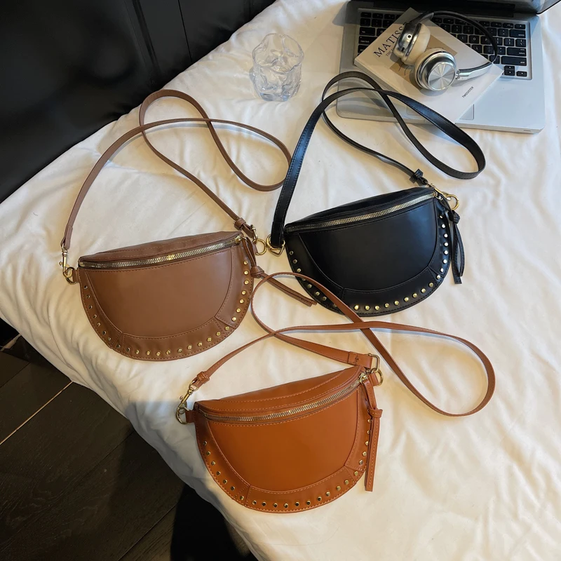 vintage-marrom-rebite-crescente-crossbody-saco-feminino-elegante-couro-do-plutonio-sela-saco-americano-rua-versatil-bolsa-de-ombro
