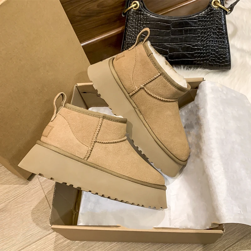 

2023 Sheepskin Wool Comprehensive Anti-skid Snow Boots Women's Mini Short Boots Warm Winter Thickened Women's Shoes Botas Mujer