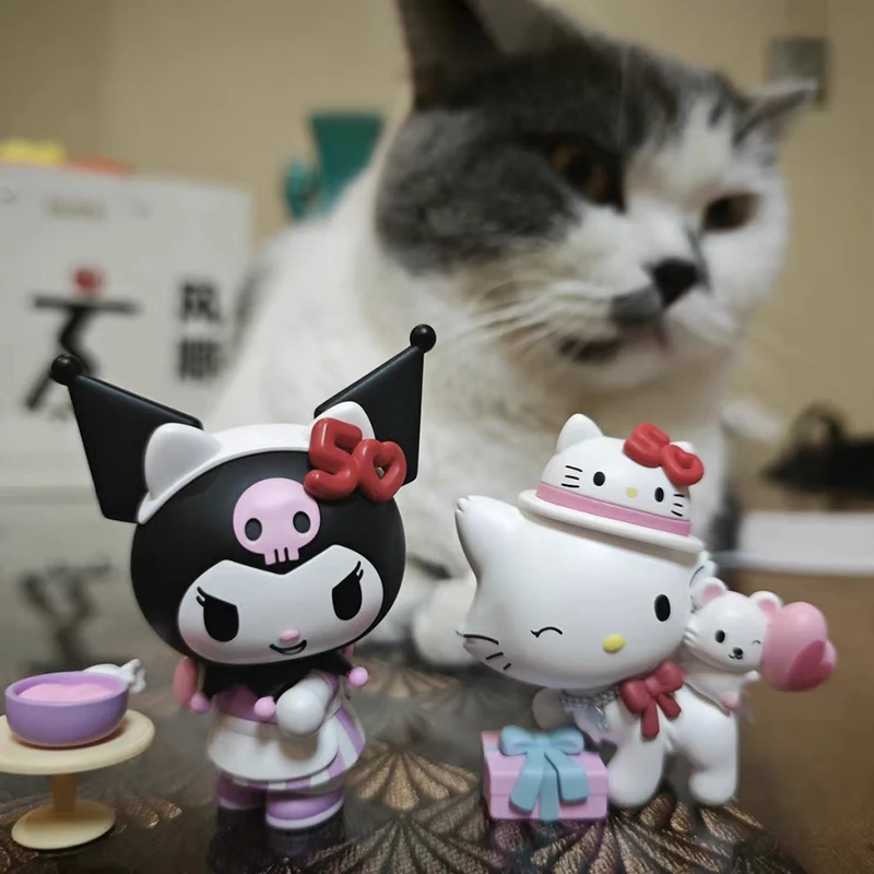 Genuino Sanrio Famiglia Hello Kitty 50th Anniversary Series Blind Box Anime Kuromi Kawaii Mini Modello Giocattolo per Bambini Regalo di Compleanno