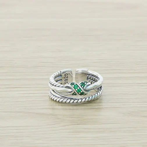 Original niche European and American street port style s925 sterling silver green crystal ring Fried Dough Twists index finger r