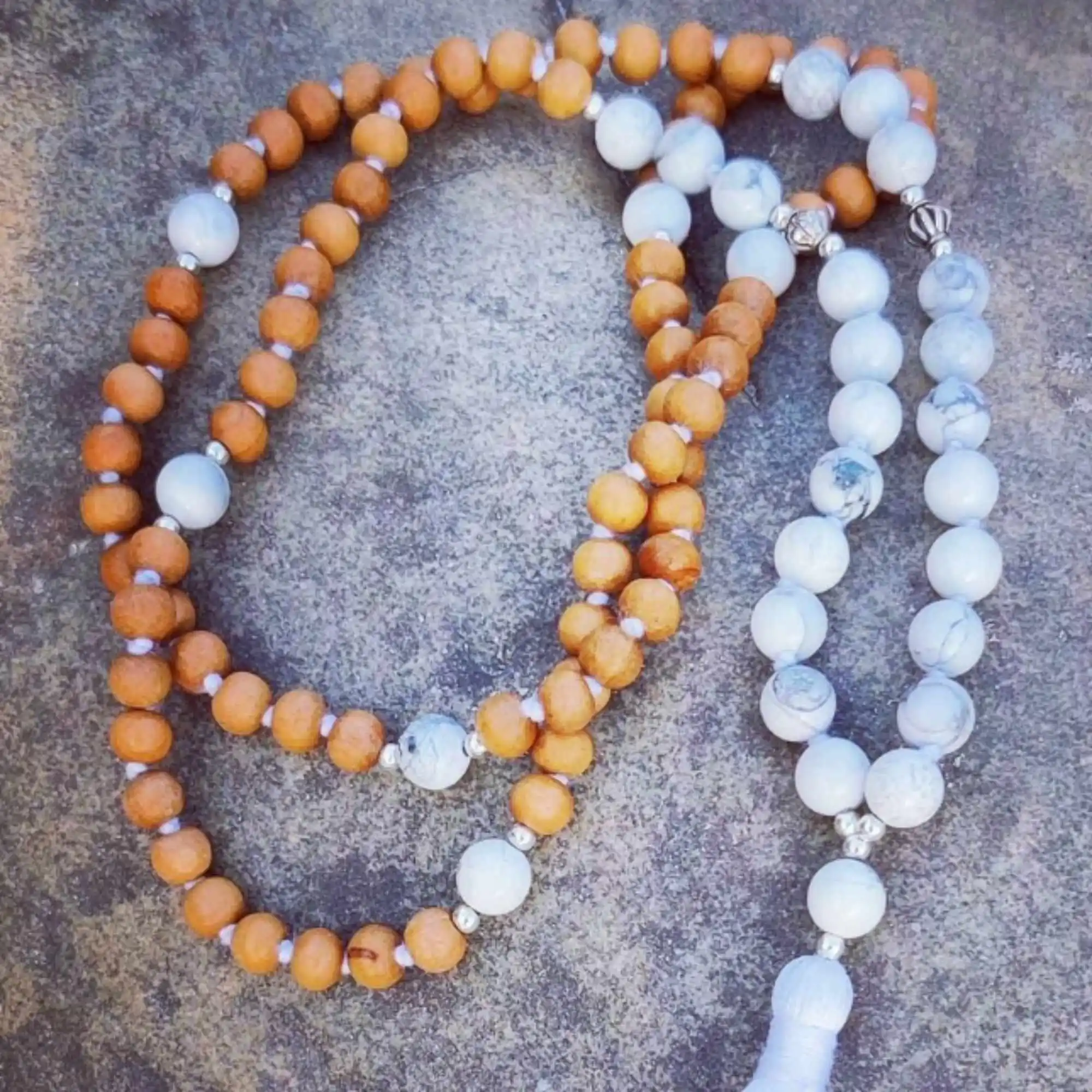 8mm Natural knot Howlite Sandalwood gemstone beads necklace Women Opera length Beads Fashion Relief Mala  Men