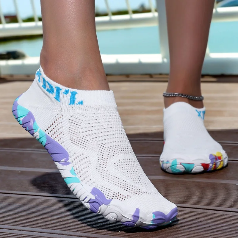 YRZL Men Water Shoes Quick Dry Lightweight Non-Slip Aqua Shoes for Swimming Beach Running Fishing Sports Sneakers Water Shoes