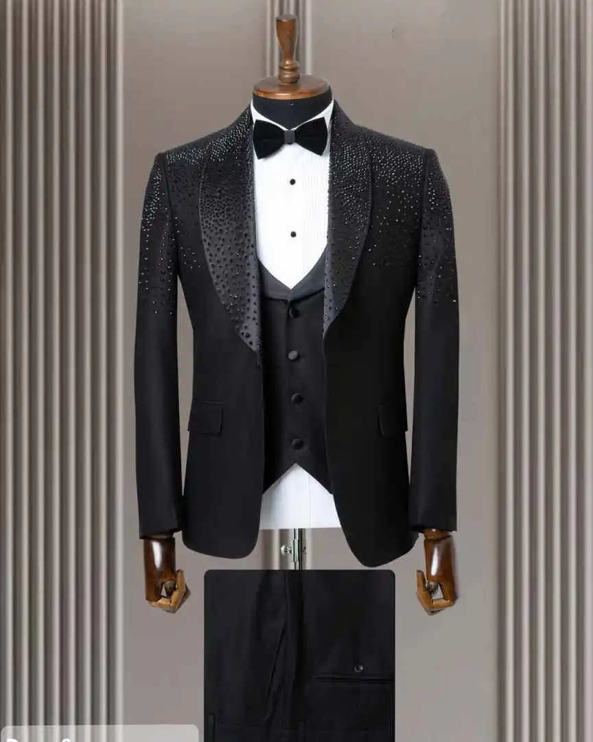 Sparkly ผู้ชายชุด 3 ชิ้นลูกปัด Blazer Peaked Lapel เดี่ยวงานแต่งงาน SLIM FIT เพชร CUSTOM Made PLUS ขนาด