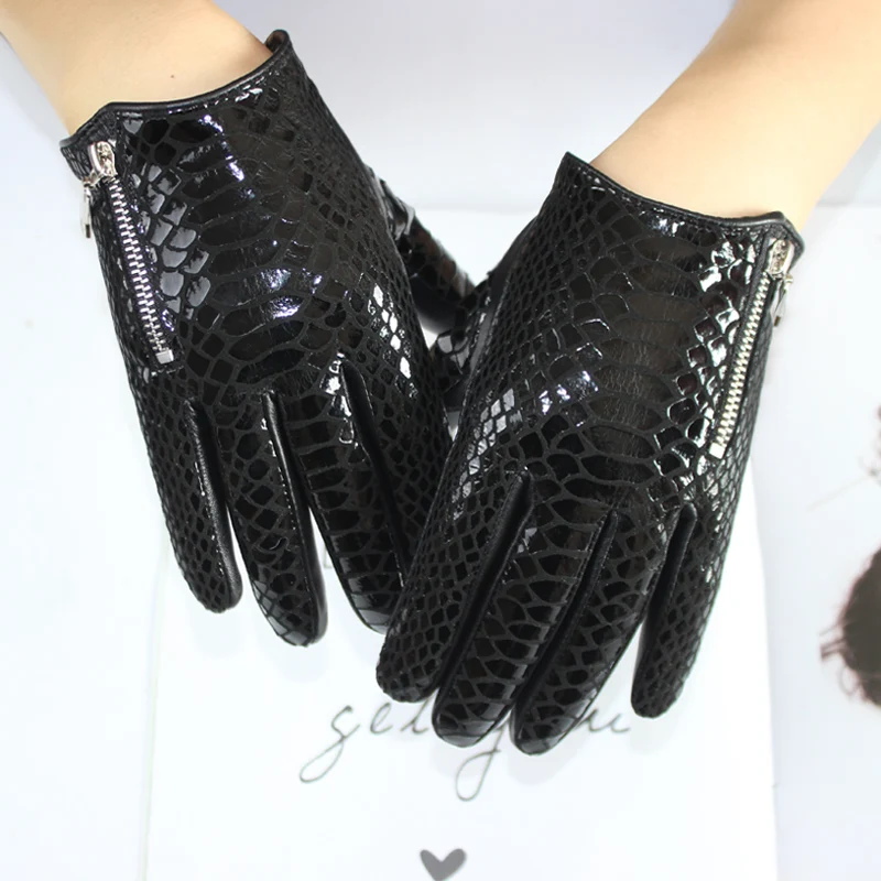 Women's black short style leather gloves comfortable zipper thin style knitted inner touch screen