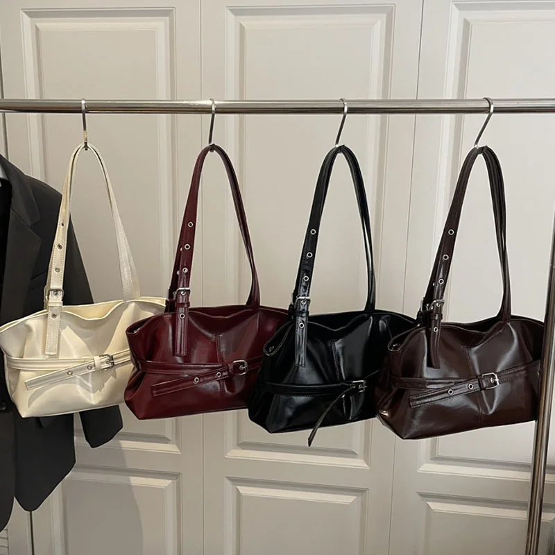 New Fashionable Versatile Belt Buckle Handbag Korean Style Solid Color Soft Leather Women's Casual Shoulder Bag Underarm Bag view 3