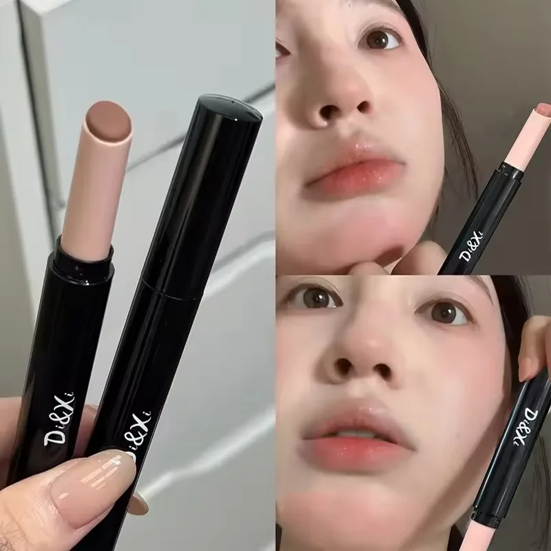 Labial Marrón: Cómo Llevar este Color Clásico con Confianza