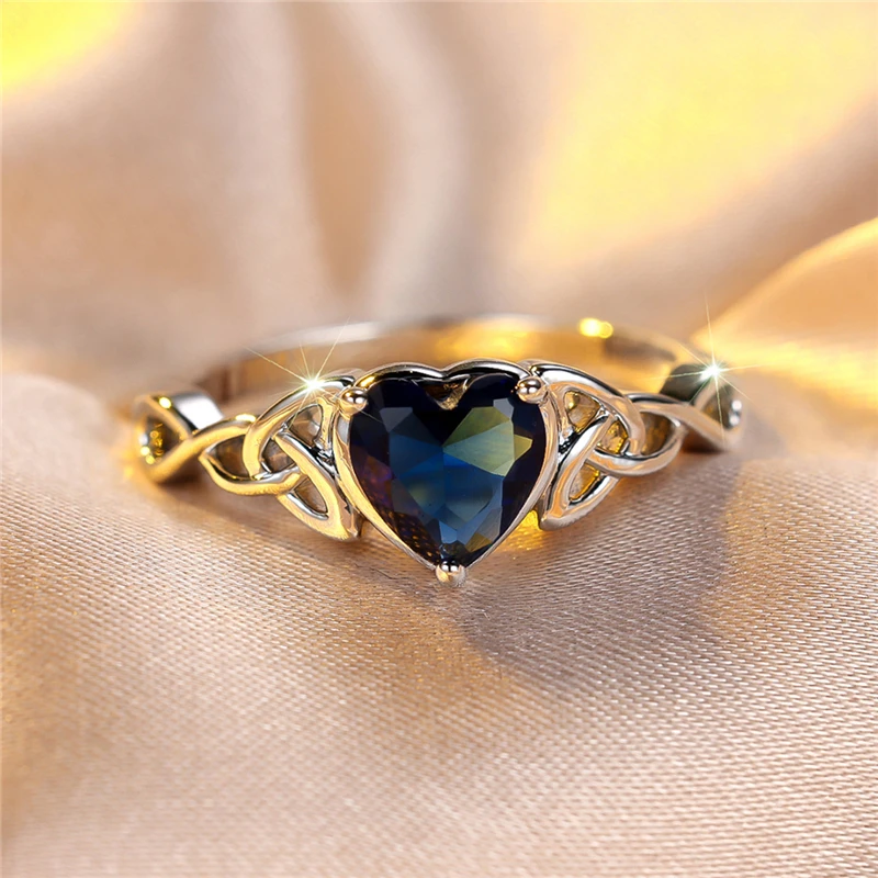 Cute Female Blue Zircon Stone Heart Engagement Ring Silver Color Wedding Jewelry For Women