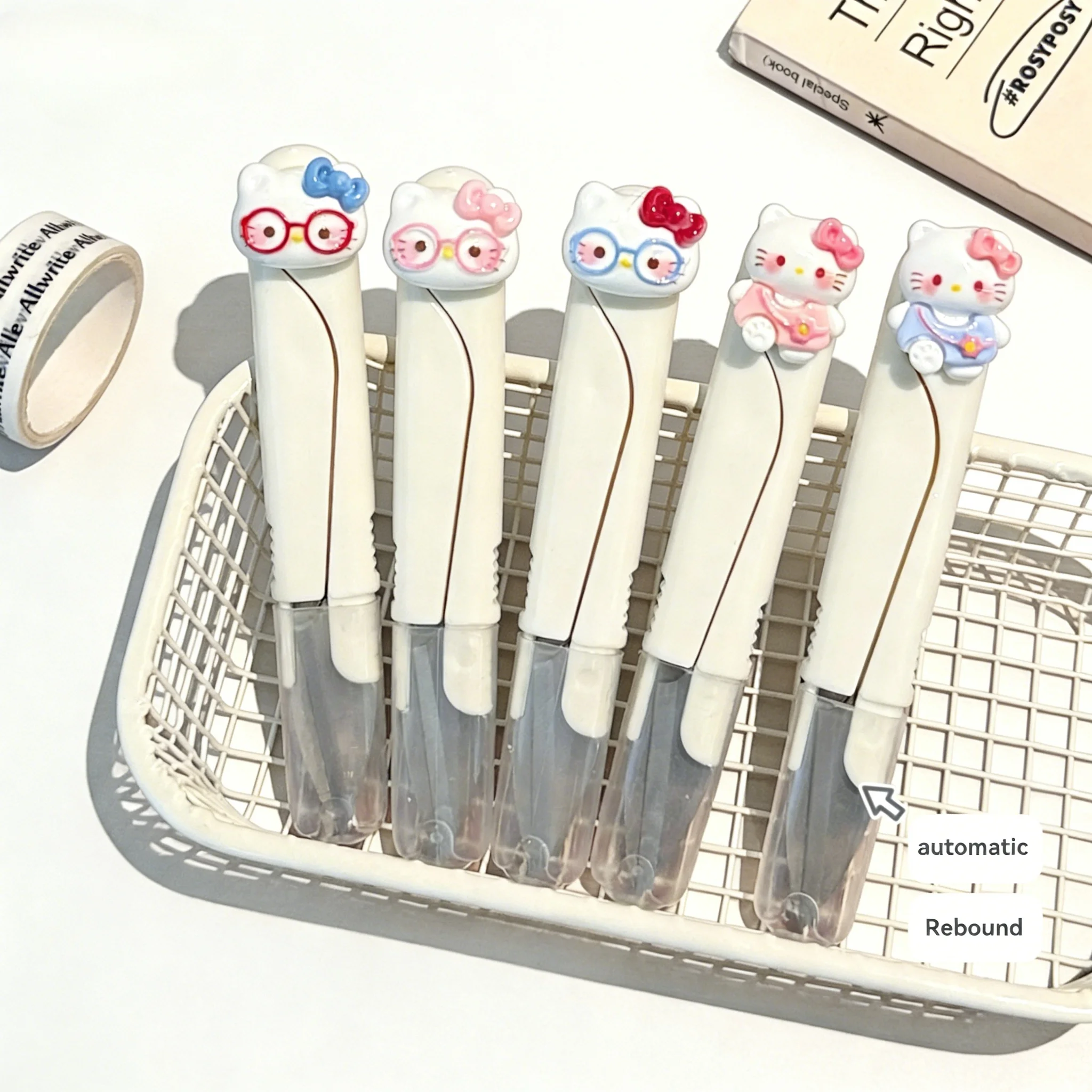 

Sanrio HelloKitty Cute Cat U-Shaped Round Head Spring Sewing Scissors Mini Portable Stainless Steel Thread Trimmer Travel Safety