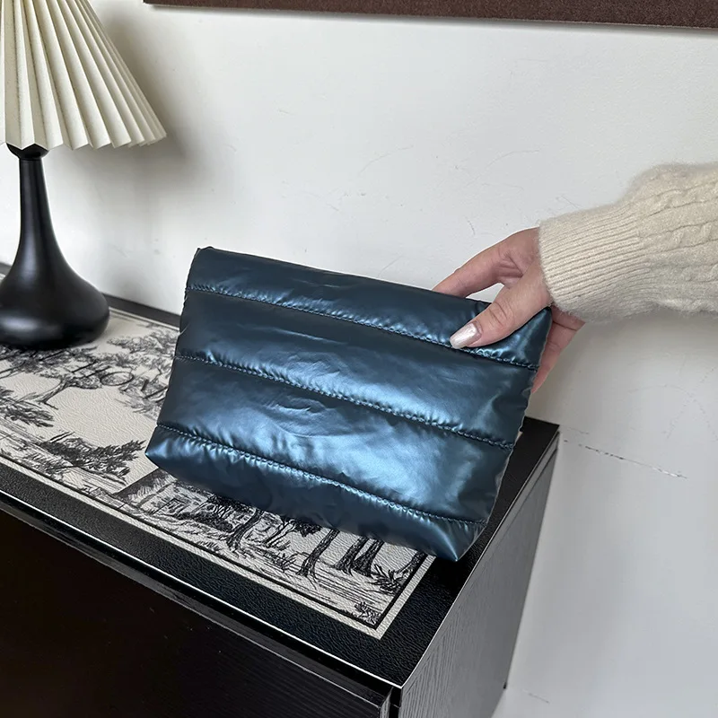 Tas Tangan Benang Fashion Tas Genggam Wanita Ritsleting Kecil Tas Amplop Malam Wanita Dompet dan Dompet Floppy Hari Wanita