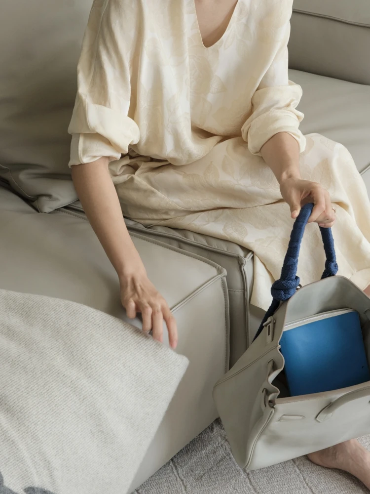 Calfskin floor-to-ceiling sofa "glacier gray" fre e combination module s ofa