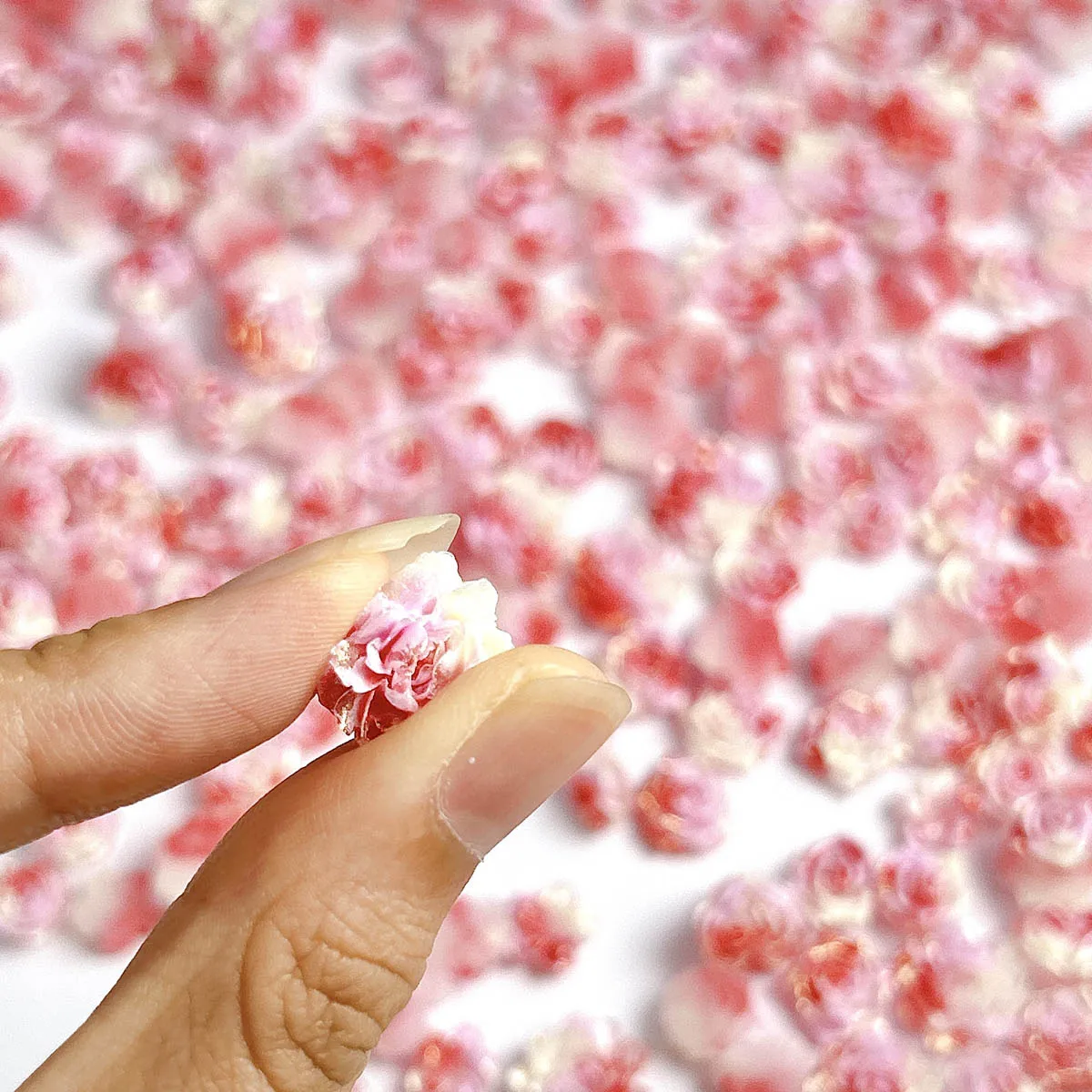 เครื่องประดับเล็บเรซิ่นรูปดอกบัวหมุนระยิบระยับ สีสันสดใส กลิตเตอร์ละเอียด 3 มิติ รูปดอกกุหลาบและดอกโบตั๋น สำหรับตกแต่งเล็บ DIY