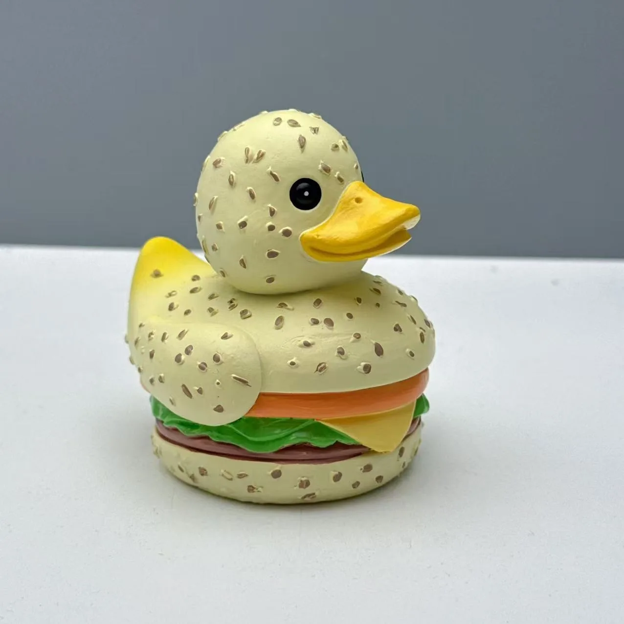 

Creative Resin Duck Figurine Table Decoration Novelty Hamburger Duck Room Ornament Funny Perfect For Home Office Desk Decor Gift