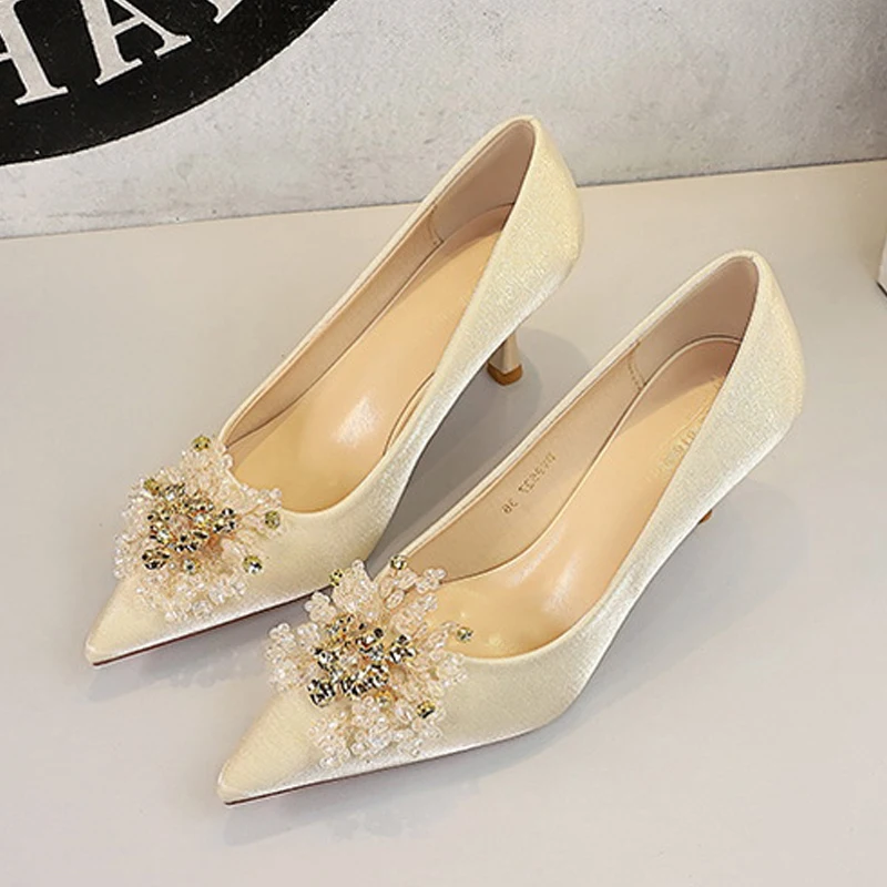 

BIGTREE New Design CRYSTAL Diamond Flower Women Pumps Sexy Thin Heels Pointed Toe Shoes Elegant Wedding Banquet Sandals