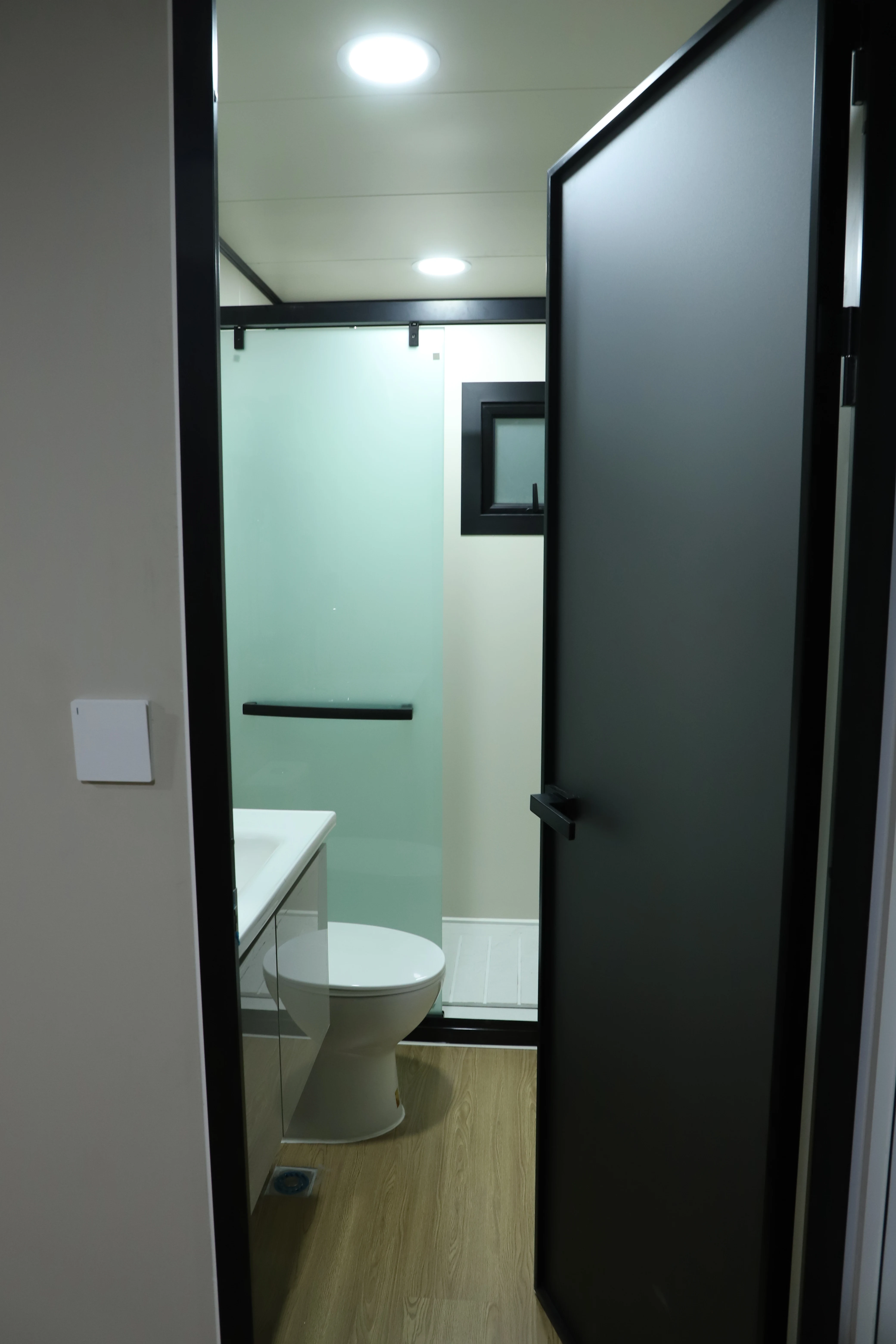 Good Price Folding Prefab 20ft 40ft Prefab House Luxury 2 Story 40ft Expandable Container Houses Detachable Container House