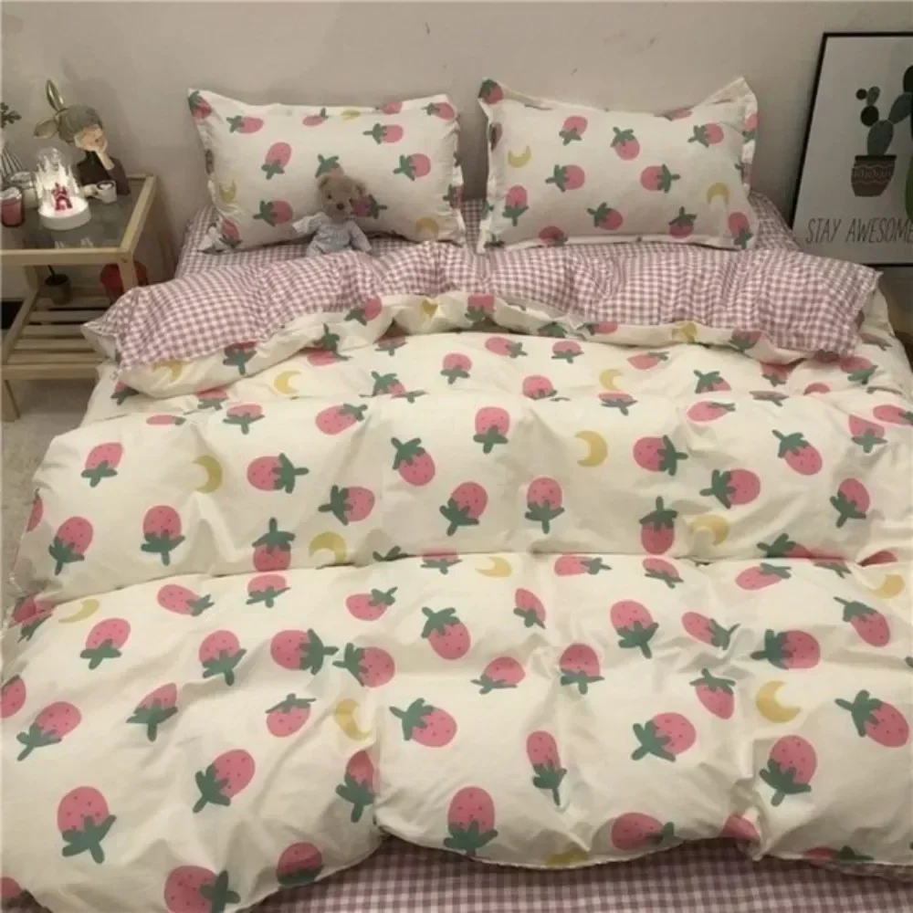 Strawberry Pink Double Sided Comforter Bedding Set Queen Full Single Twin Size Bed Linen Duvet Cover Love Heart Sheet Pillowcase