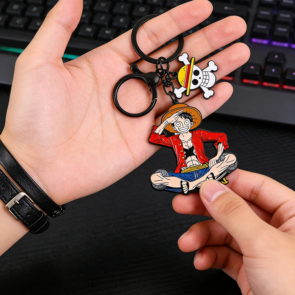 Chaveiro de Anime One Piece com Monkey D. Luffy e Roronoa Zoro, Acessório de Moda para Mulheres e Homens, Decoração de Carro