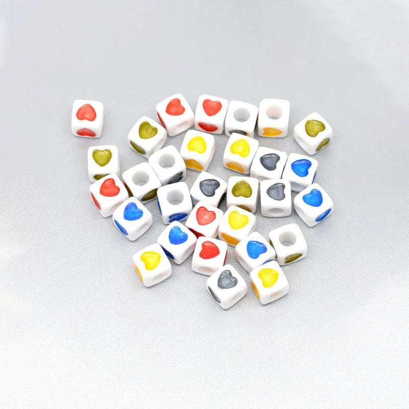 

300pcs Acrylic Bubblegum Beads Cube At Random Mixed Heart Carved Spacer Beads DIY Necklace Bracelet Women Jewelry About 7mmx7mm