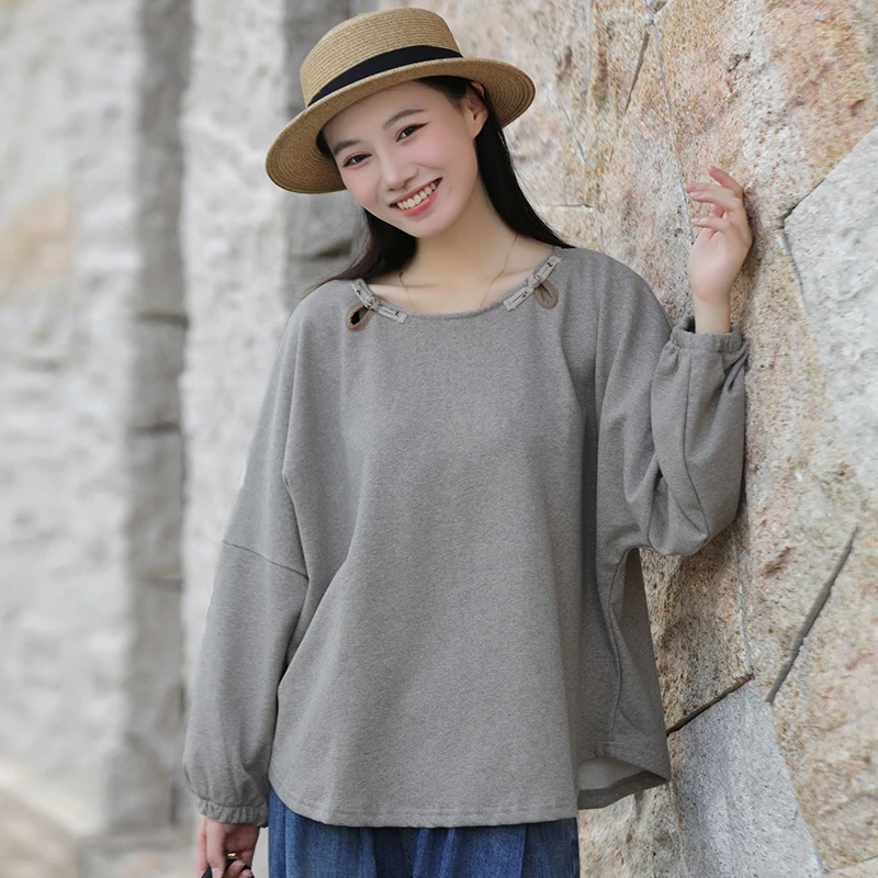 

Women's Casual Loose Pullover Sweatshirt Long Sleeve Solid Color Retro Round Neck Top Fall Winter Fashion