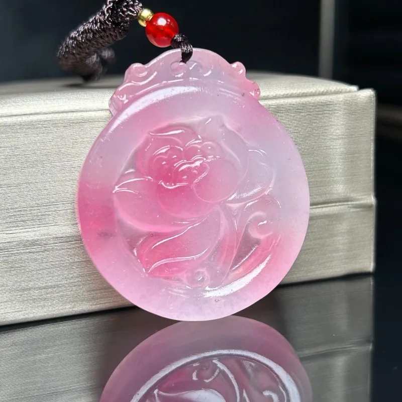 Exquisite and Fashionable Ice-through Light Pink Pendant, Elegant Personalized Necklace.