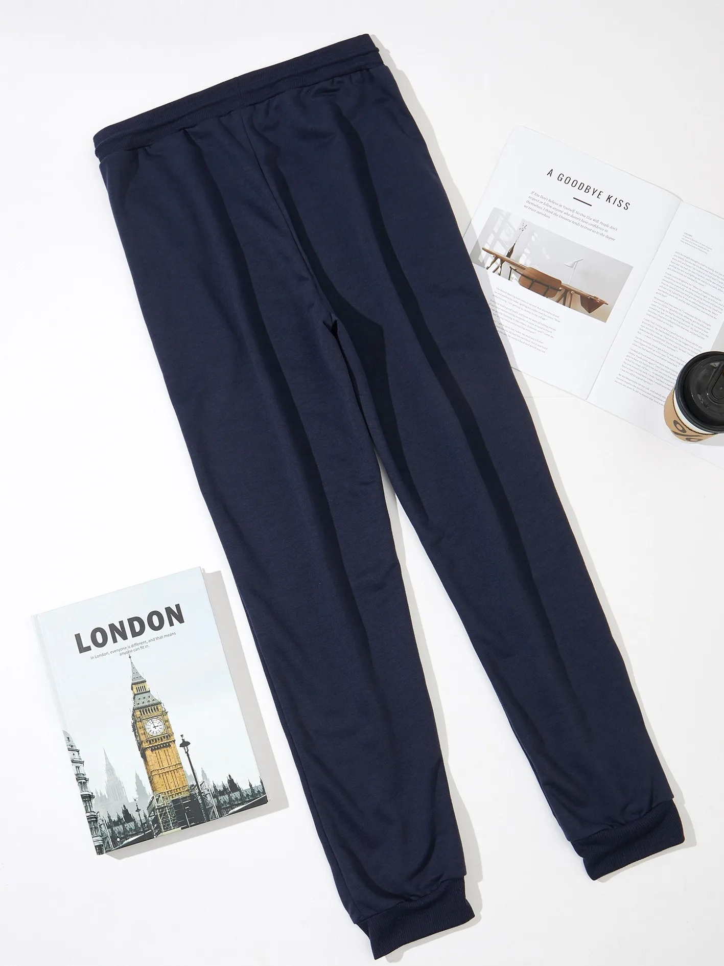 Neue, atmungsaktive Sport-Freizeithose, geeignet für Herren, ideal für Outdoor-Sportarten, Jogging, als Sportbekleidung, Streetwear oder als Sport-Sweatpants. – Detail 12