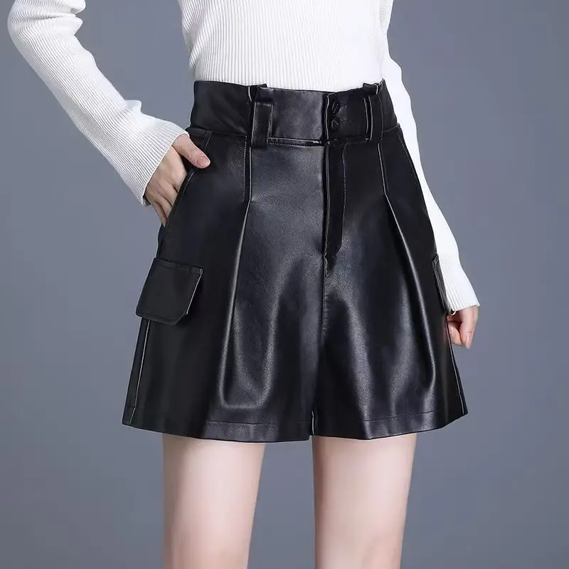 Leather  shorts women's autumn and winter wear casual  2025 new high-waisted  wide-leg  boots and pants  trend