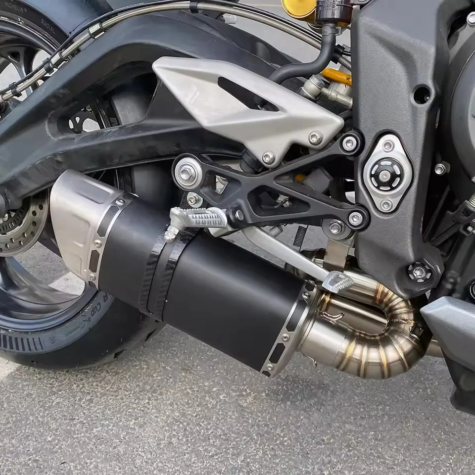 ل انتصار شارع الثلاثي 765 R S RS 2017-2024 الهروب الانزلاق على دراجة نارية العادم الأوسط وصلة الأنابيب 51 مللي متر الخمار ربط الأنابيب