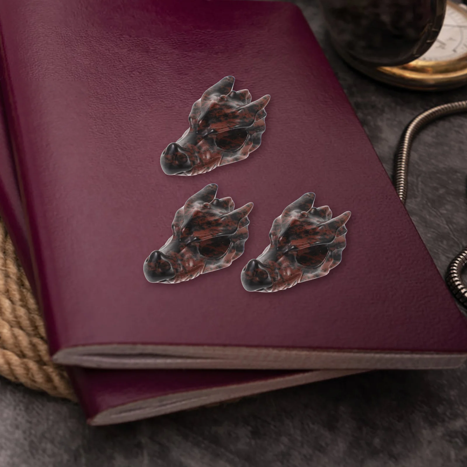 

Crystal Carved Dragon Skull Desktop Decoration Decorative Dragon Head Ornament for Home Office Relaxation Home Decor