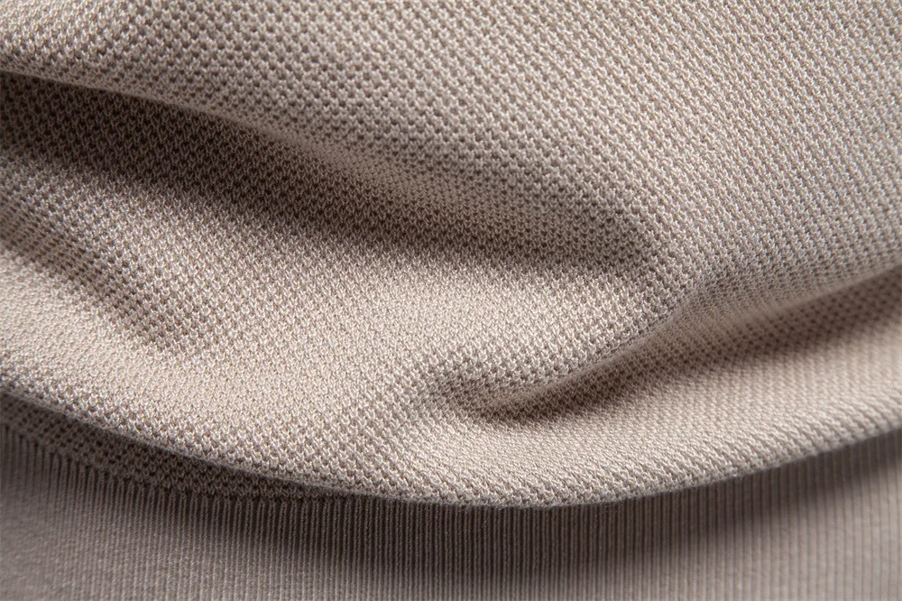 New summer men's smooth and silky, breathable, casual and leisure pure-color round-neck short-sleeved fashionable T-shirt