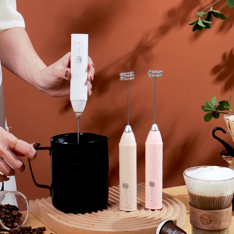 国境を越えた充電式ステンレス製コーヒーミルク泡立て器＆攪拌器、ミニマリストな中国デザインのコンパクト多機能製品