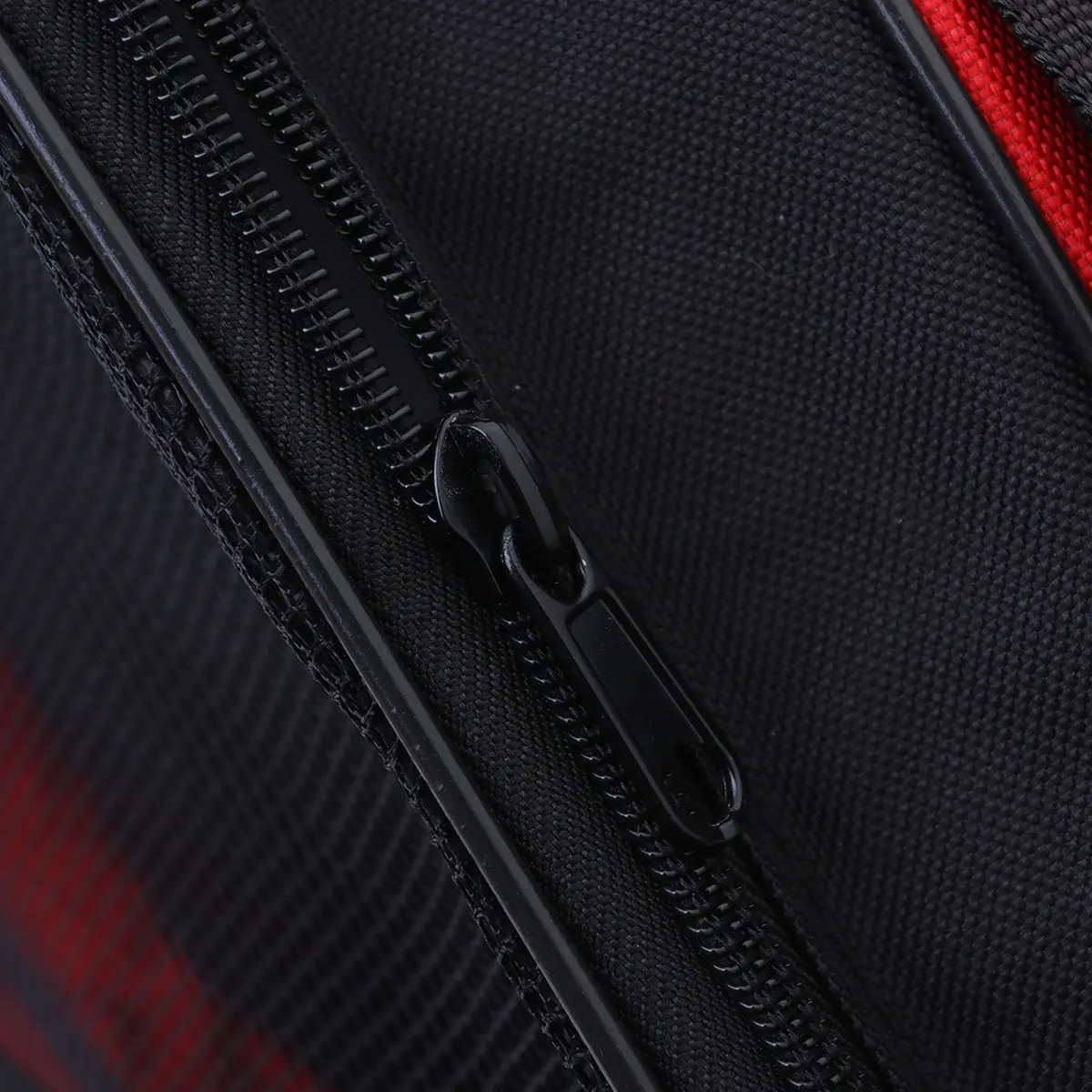 

Roller Skating Shoes Bag Thicken Triangle Mesh Pouch High-Capacity Storage For Ice Skates Inline Skates Shoulder Carry Red