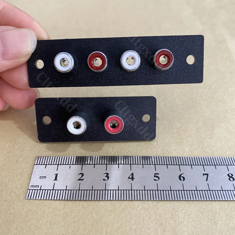 1 Stück 2/4-Port RCA-Buchse, Panelmontage, Audio-Anschlussplatine, AV-Lotus-Stecker, Chassis-Eingangsanschluss für Verstärker, Lautsprecher, DIY – Detail 1