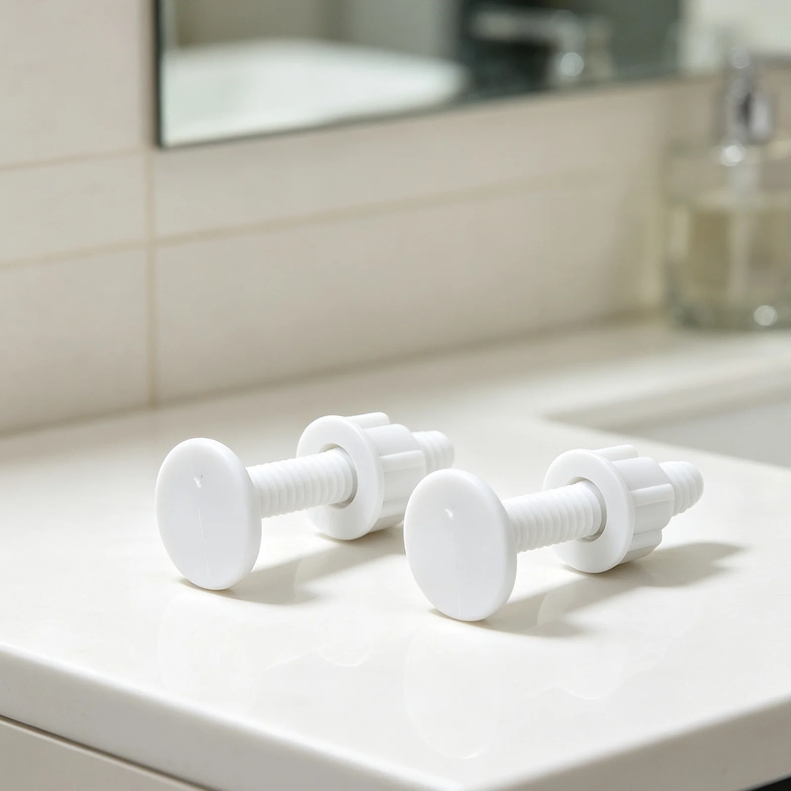 Bathroom Toilet Lid Screw 60*30mm Easy To Install Excellent Toughness Good Strength PP Smooth for surface Brand New