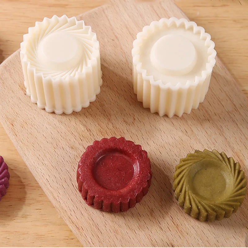 Doppelköpfige Gebäckform mit Sonnenblumenmuster, runde Mondkuchenformen, Pressform für Gebäck, DIY-Dessert-Backwerkzeuge für die Küche zu Hause. – Detail 7