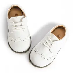 Quattro stagioni nuove scarpe in pelle per bambini stringate moda Casual Sneakers versatili scarpe antiscivolo impermeabili per bambini piccoli